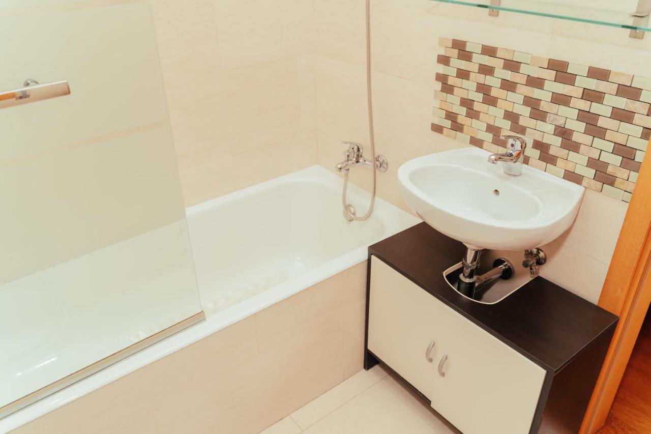 Alojamento Maritimo Apartment Espinho  Ngoại thất bức ảnh